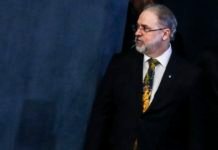 Aras participa pela primeira vez de sessão do STF como PGR